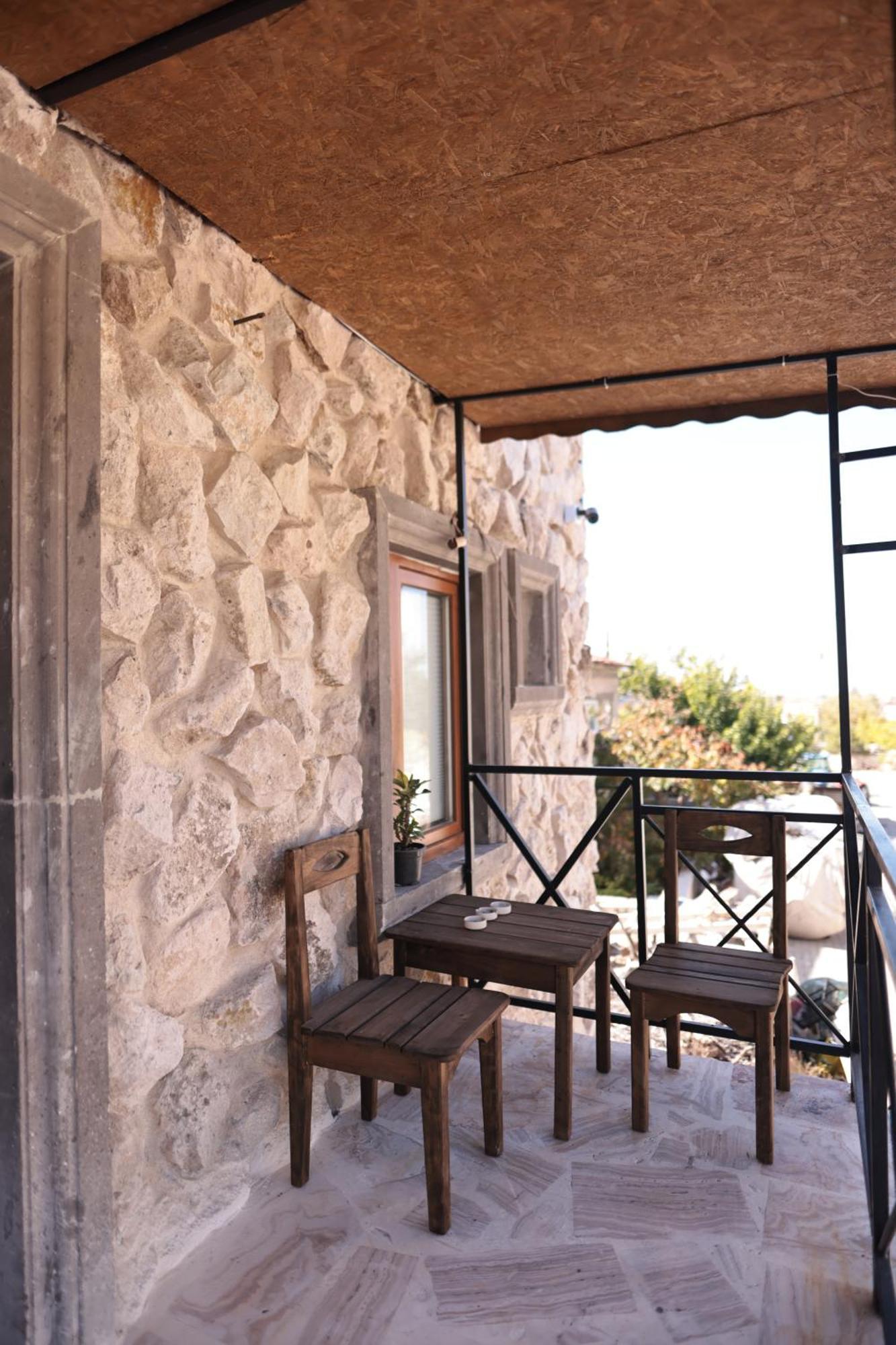 Stone Owl Otel & Restaurant Üchisar Bagian luar foto